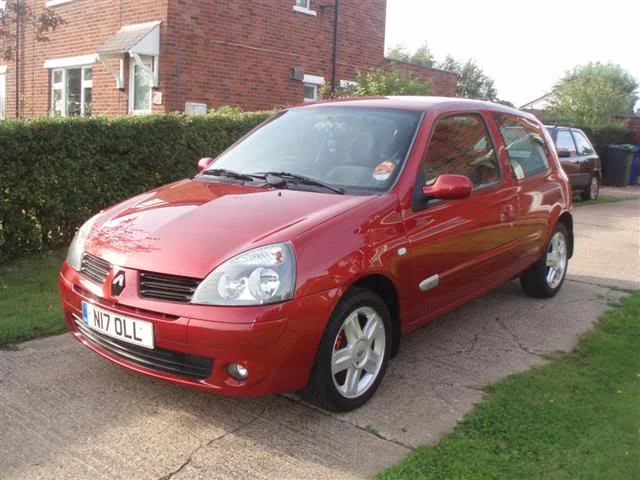clio025Small.webp