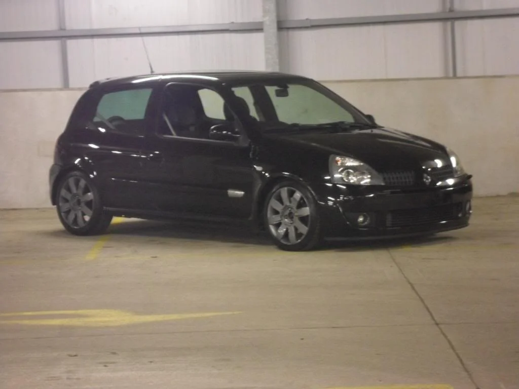 clio028_zps9c337591.webp