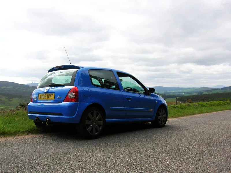 Clio03.webp