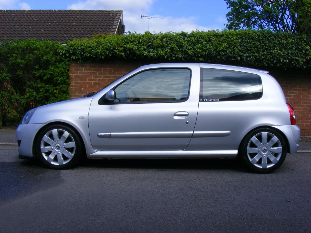 clio037e.jpg