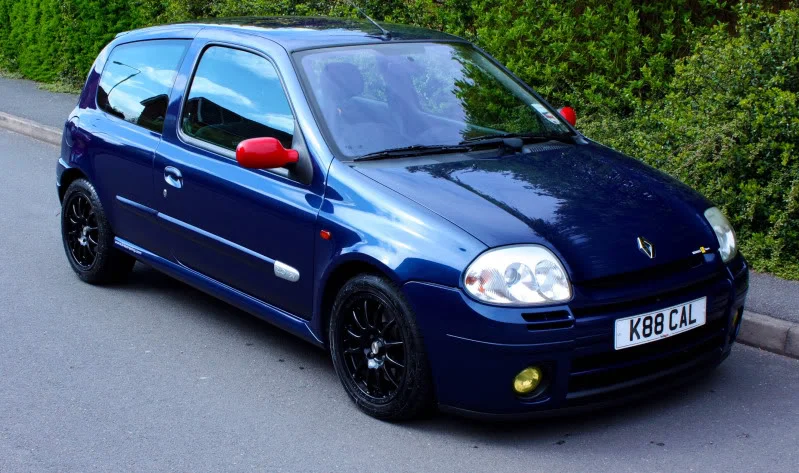 clio038.webp