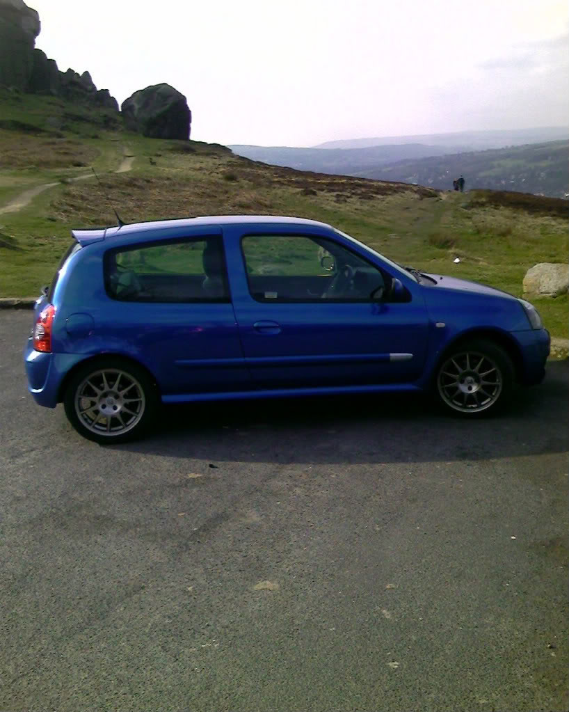 Clio04.jpg