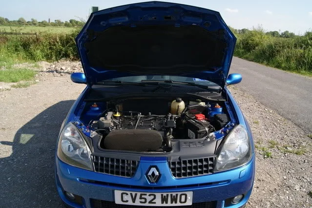 clio045.webp