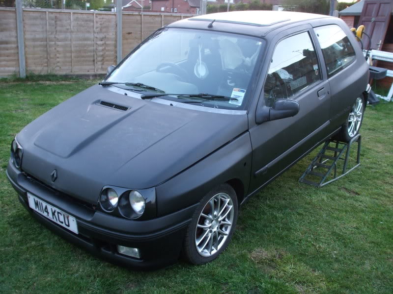 clio050.jpg