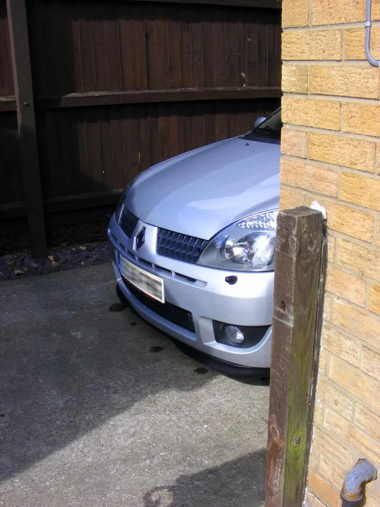 clio055s.webp