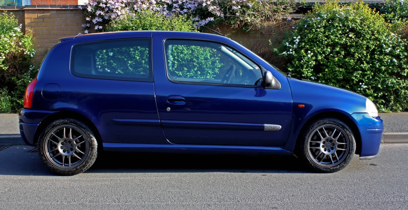 clio063.jpg