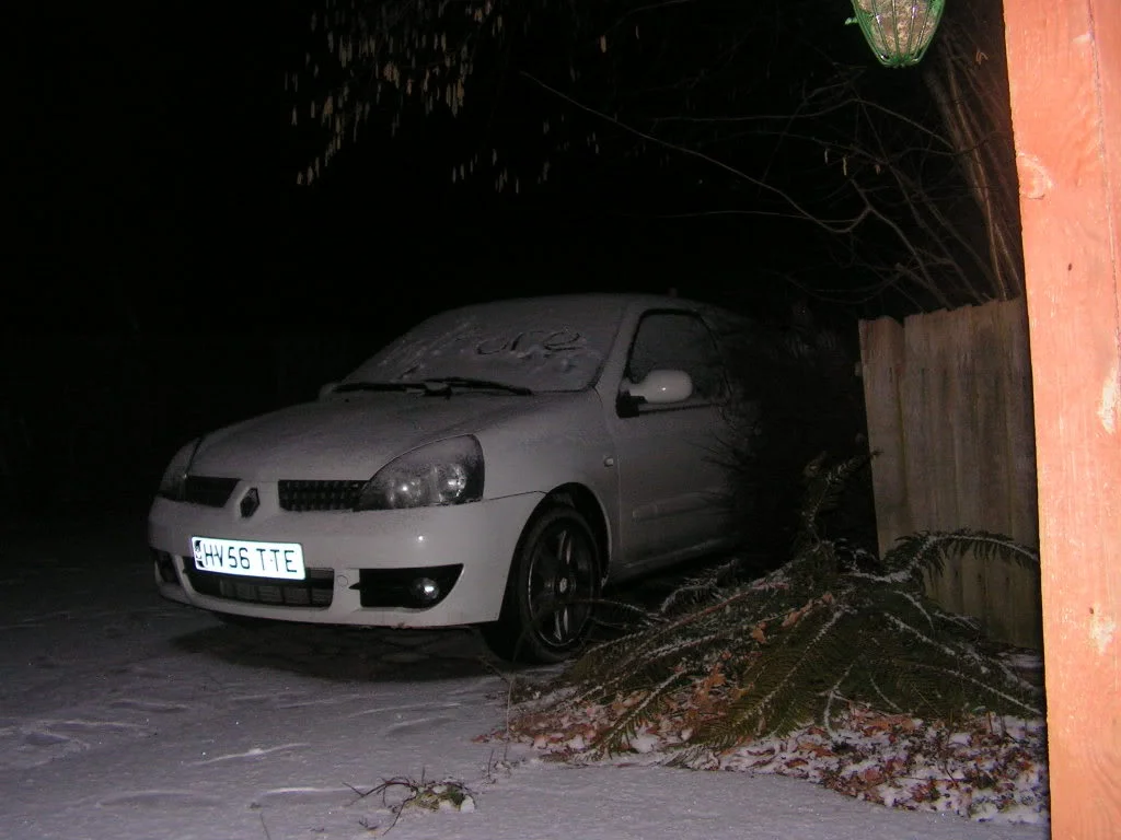 clio075.webp