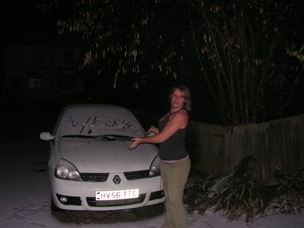 clio079.webp