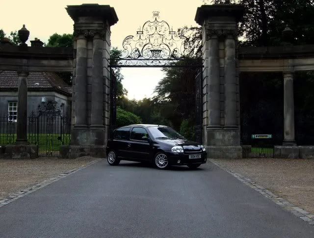 clio1-3.webp