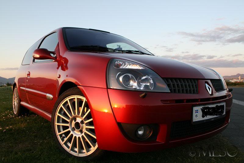 clio1.jpg