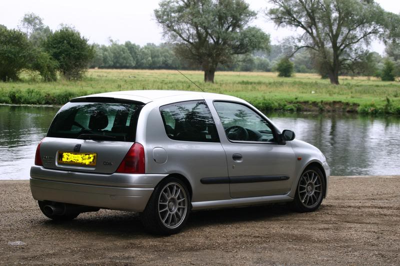 clio1.jpg