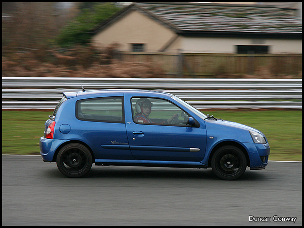 clio1.jpg