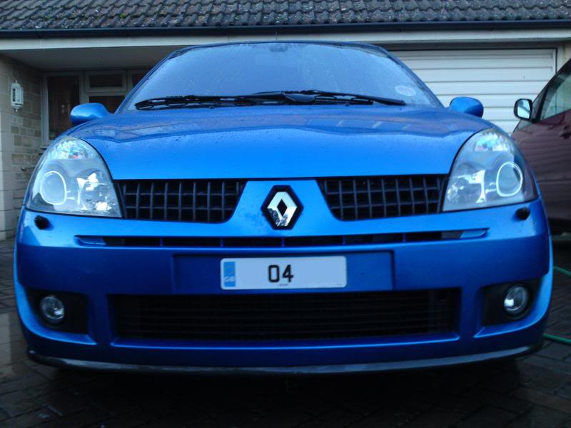 clio1.jpg