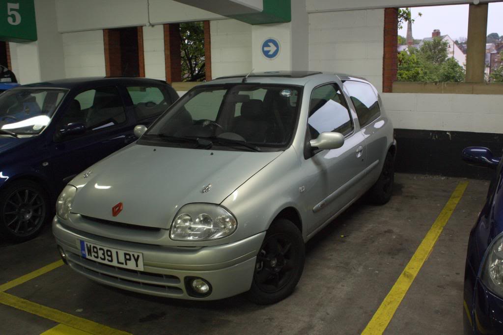 clio1.jpg