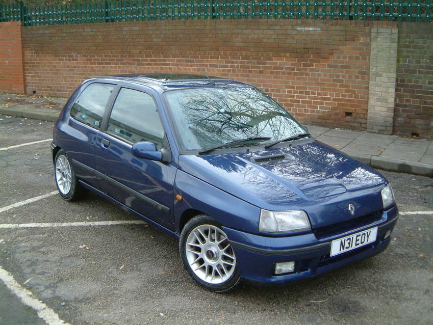 clio1.jpg