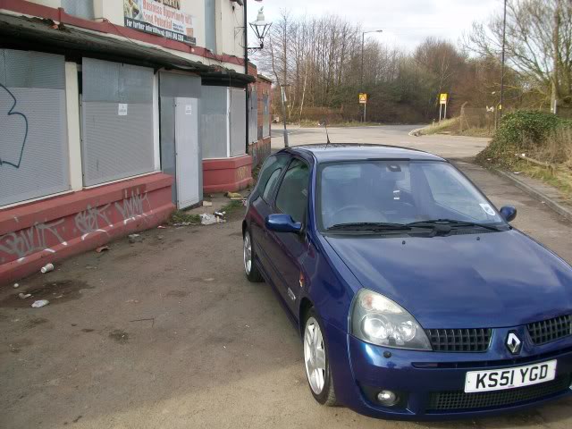 clio1.jpg