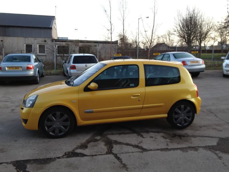 clio1.jpg