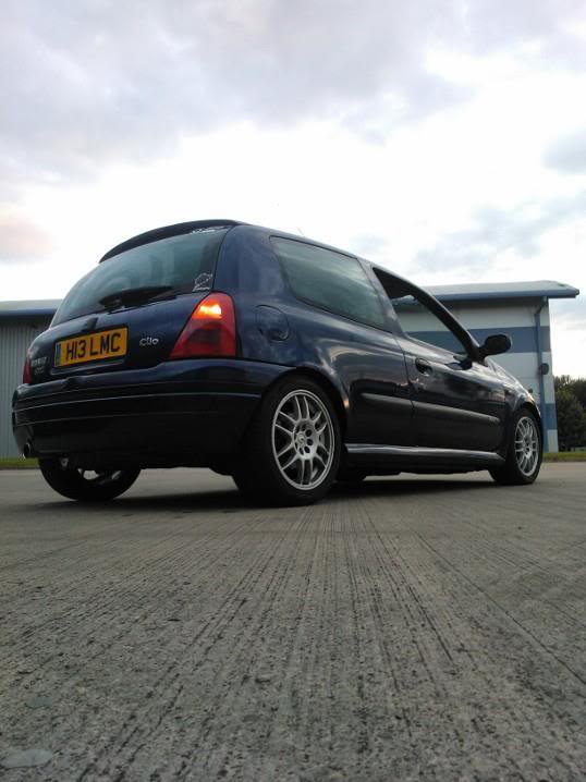 clio1.jpg