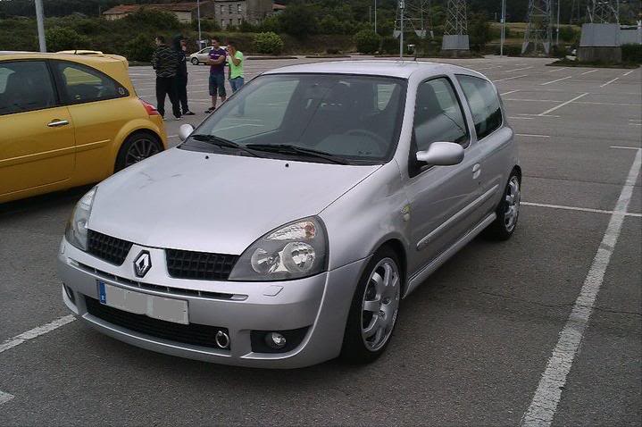 clio1.jpg