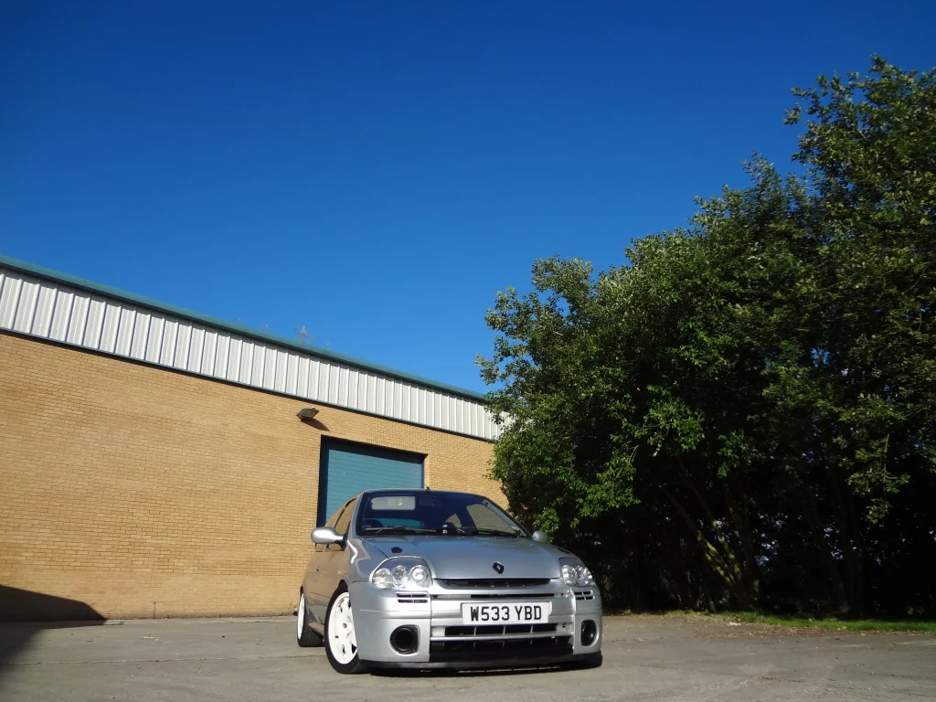 clio1.webp