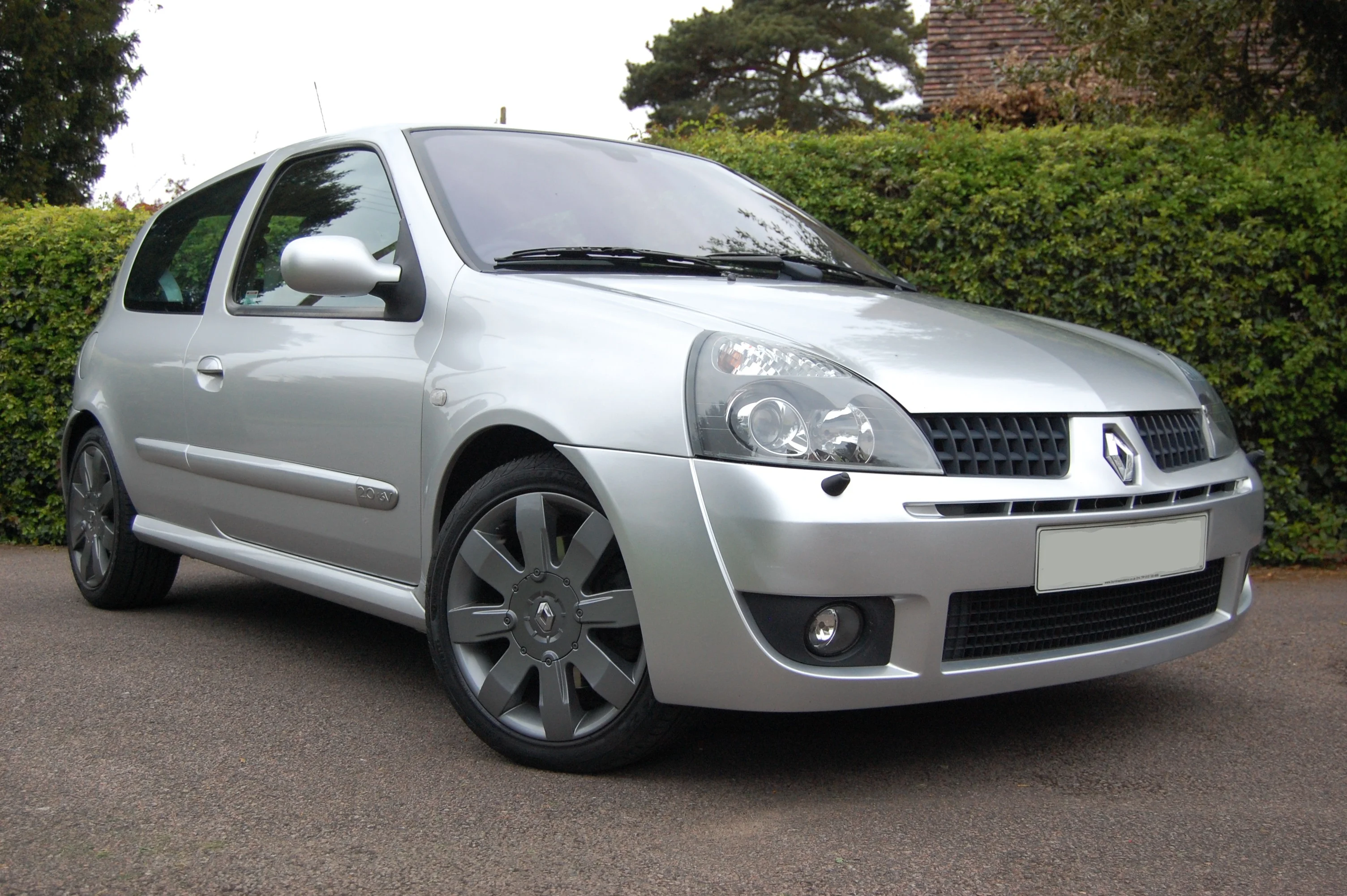 clio1.webp