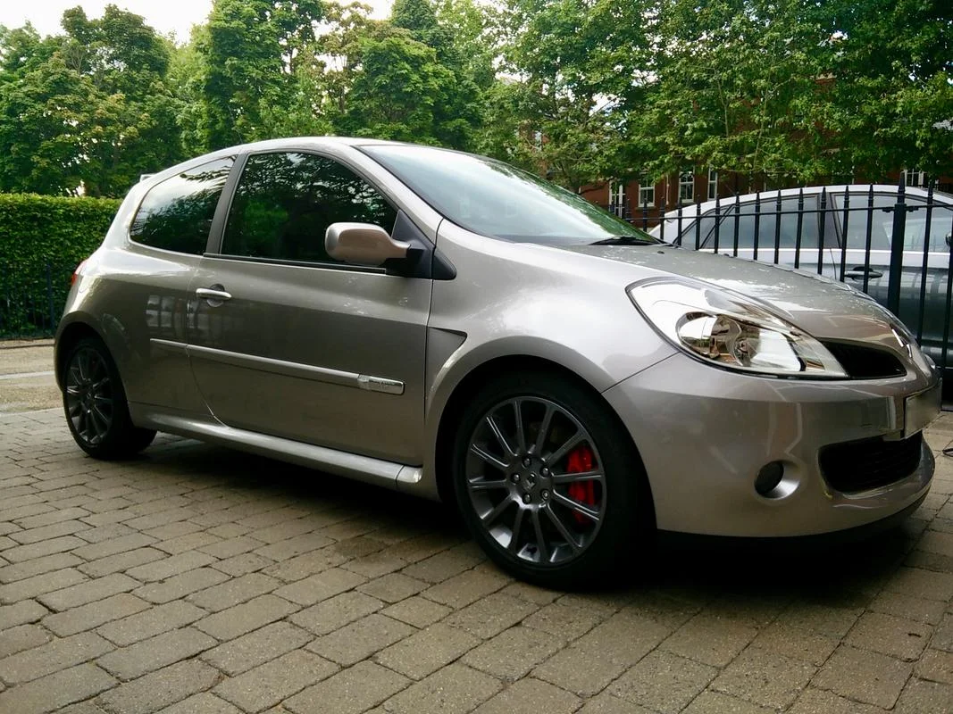 clio1.webp