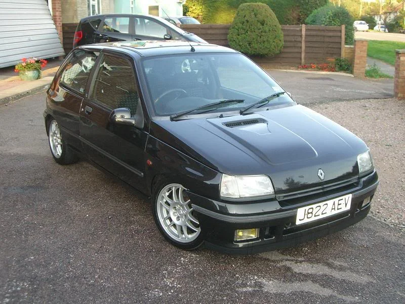 clio1.webp