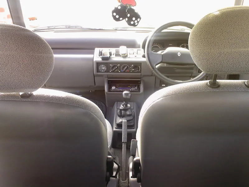 clio1.webp