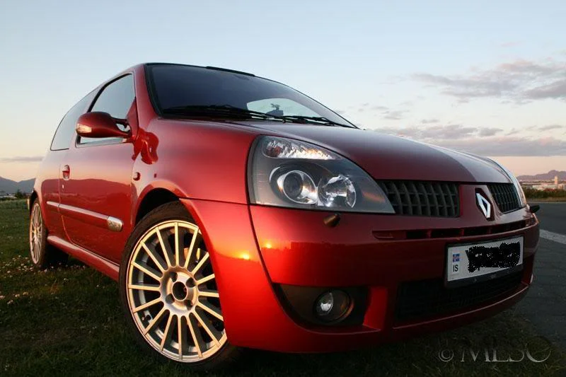 clio1.webp