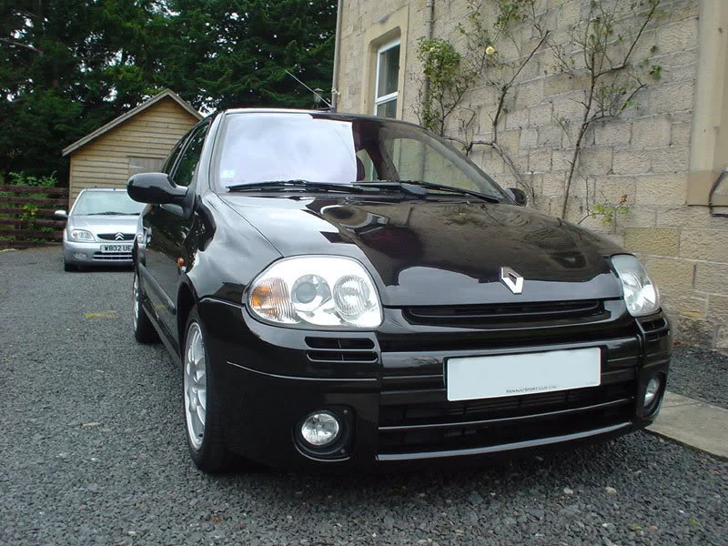 clio1.webp
