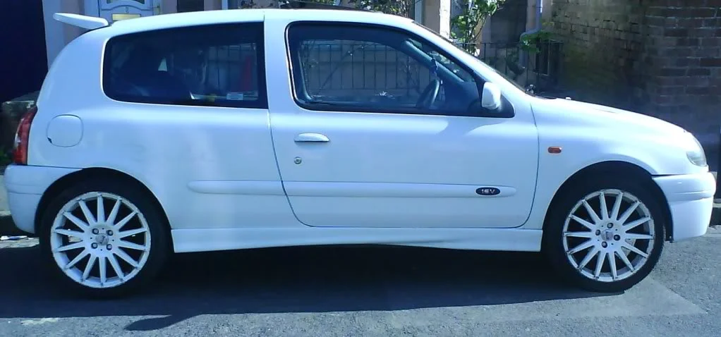 clio1.webp