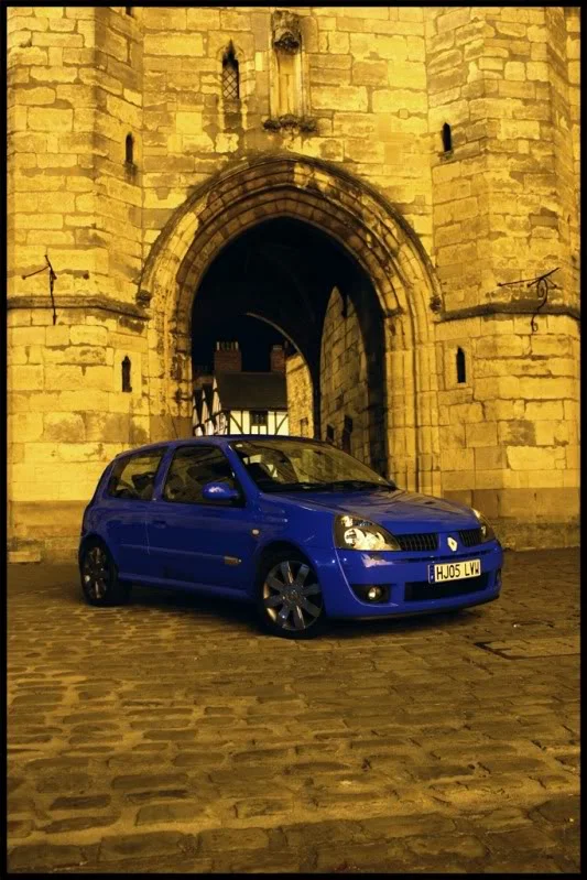 clio1.webp