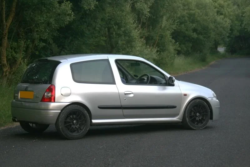clio1.webp