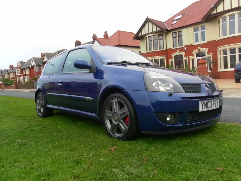 clio1.webp