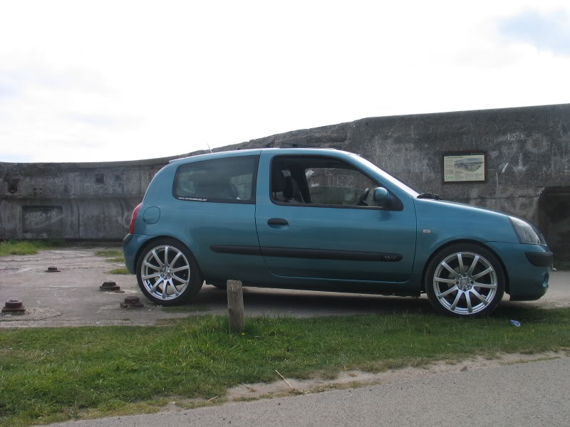 clio10.jpg