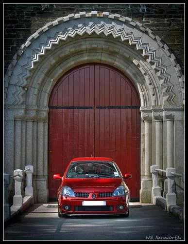 clio10.webp