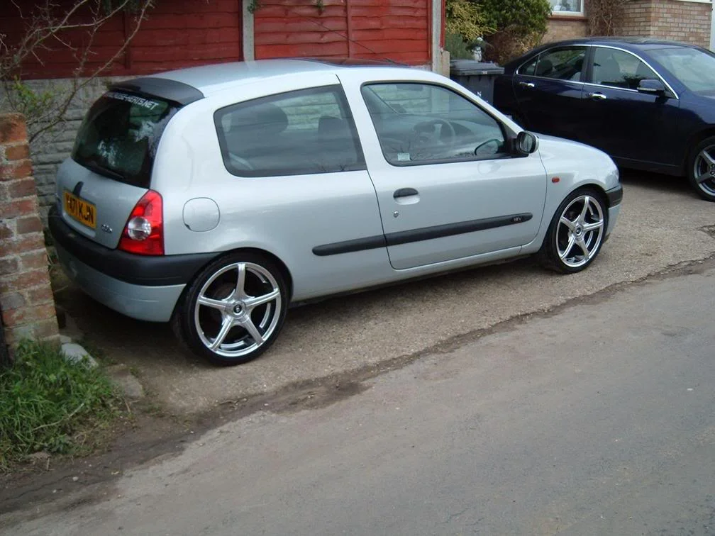 clio101.webp