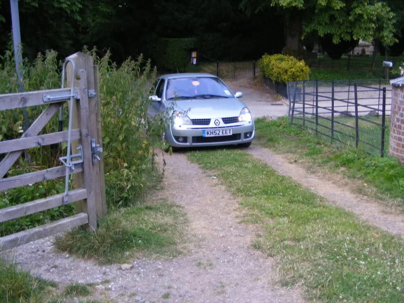 clio1028.webp