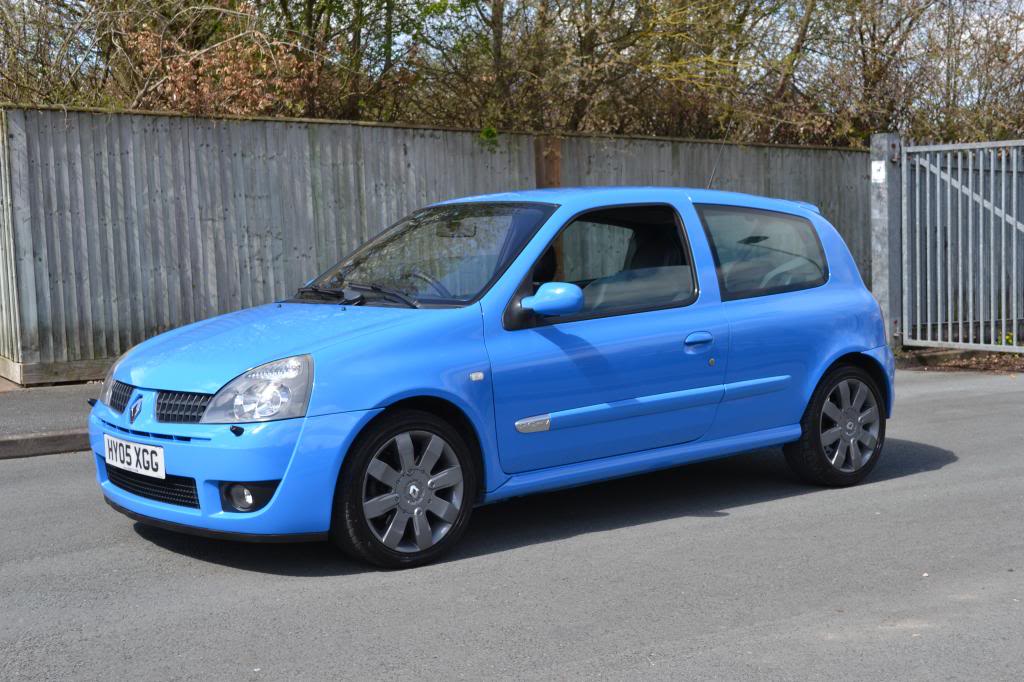 Clio10_zps88132a87.jpg