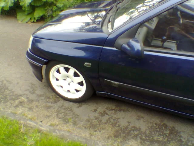 Clio11.webp