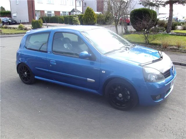 clio11.webp