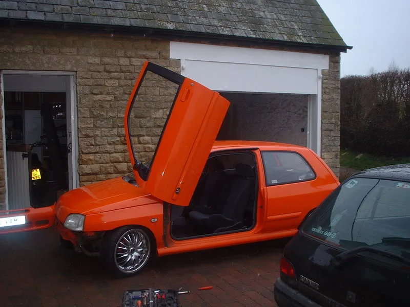 clio118.webp