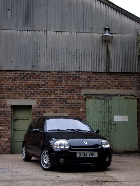 clio12.jpg