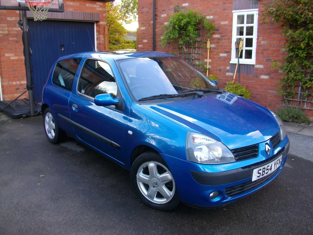 Clio1216vSB54YFN-Blue-4527.webp