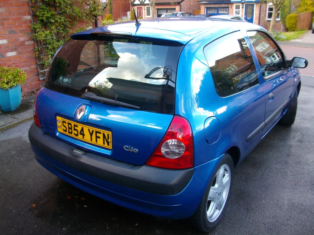 Clio1216vSB54YFN-Blue-4528.webp