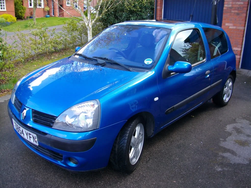 Clio1216vSB54YFN-Blue-4537.webp