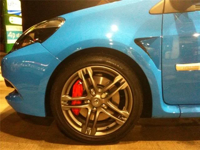clio13.webp