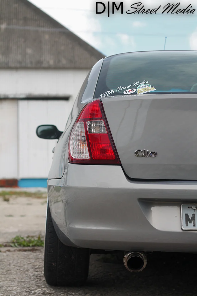 clio14.webp