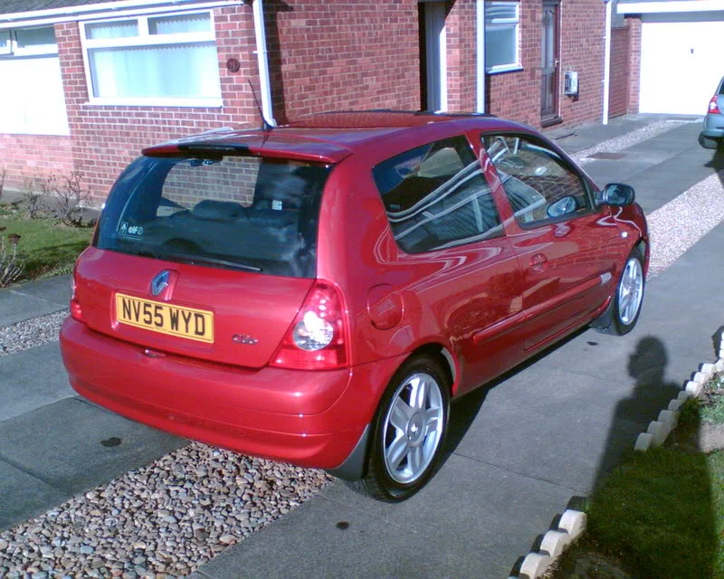 Clio1416v.webp