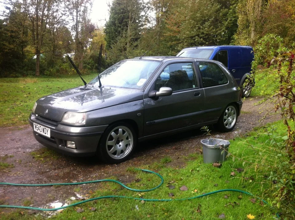 clio16v.webp